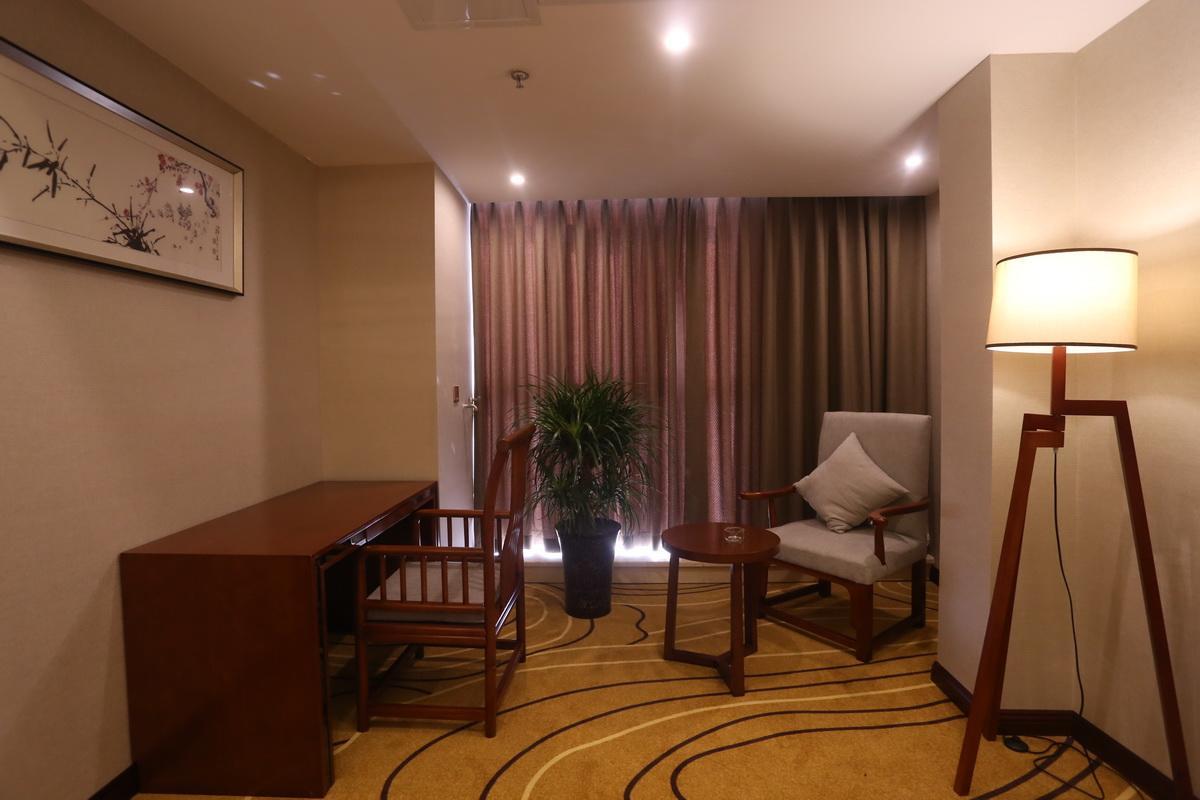 Mingshan Hotel Chengdu Exterior foto