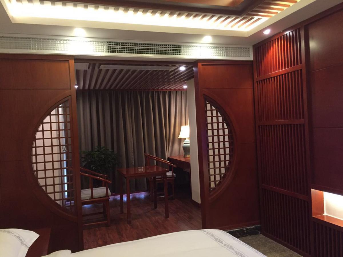 Mingshan Hotel Chengdu Exterior foto