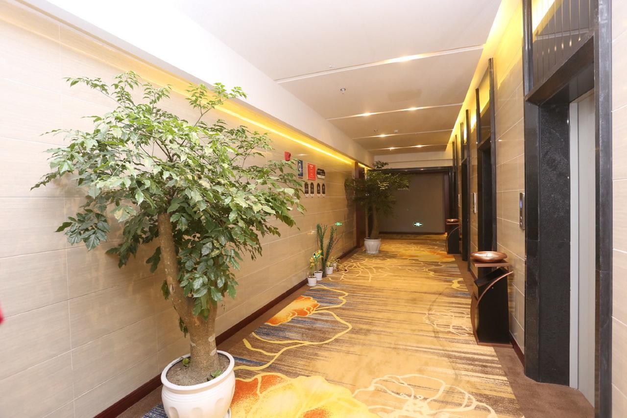 Mingshan Hotel Chengdu Exterior foto